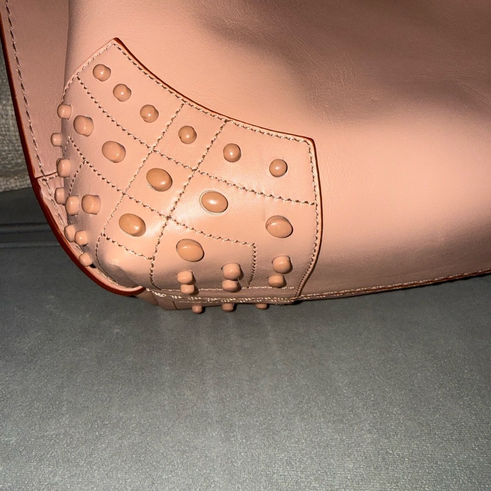 Tod's Wave Shopping Pink Beige Leather Tote Bag - Picture 10 of 10